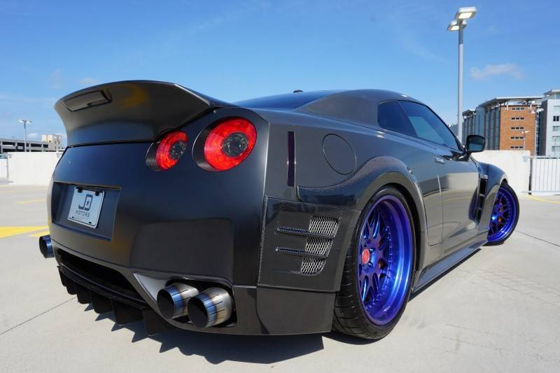 Illustration for article titled At $59,995, Could This Modded 2009 Nissan GT-R Get You To Say ‘Go-Go-Godzilla?’